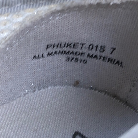 NWOT grey silver shimmering slip on coir base shoe - Picture 7 of 8